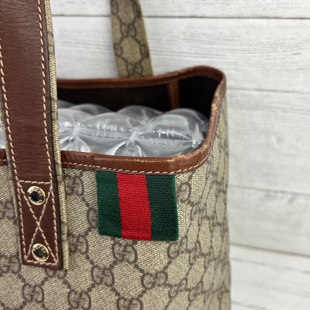Authentic Gucci Web Loop Tote In Gg Supreme Canva… - image 5